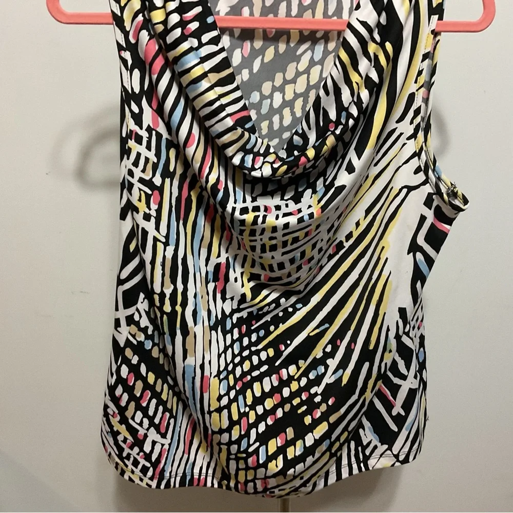Peter Nygard Multicolor Geometric Collared Top Size L - Picture 4 of 7